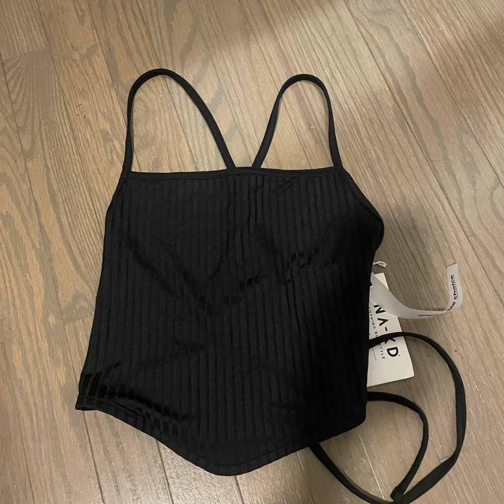 NWT Na-kd cross back rib top XS